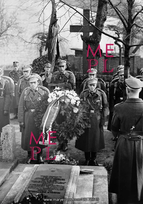 : Wreath laying at the grave of Rudolf Berthold, 1935 : Wreath laying at the grave of Rudolf Berthold, 1935