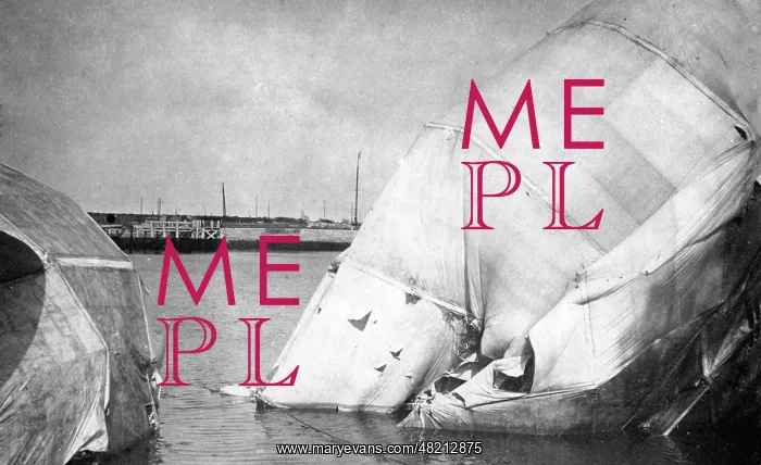  : The wreck of a German zeppelin in Ostend
