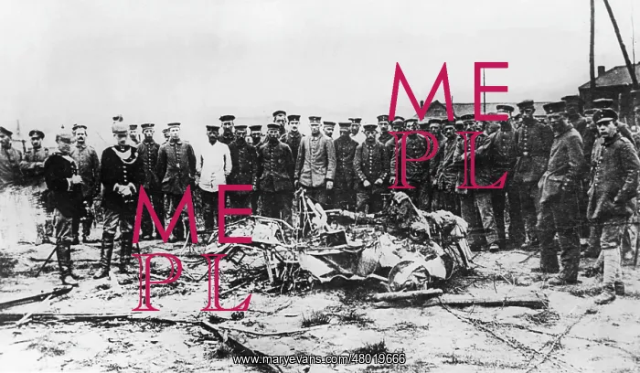 : Wreckage of Max Immelmann's aeroplane, WW1 : Wreckage of Max Immelmann's aeroplane, WW1