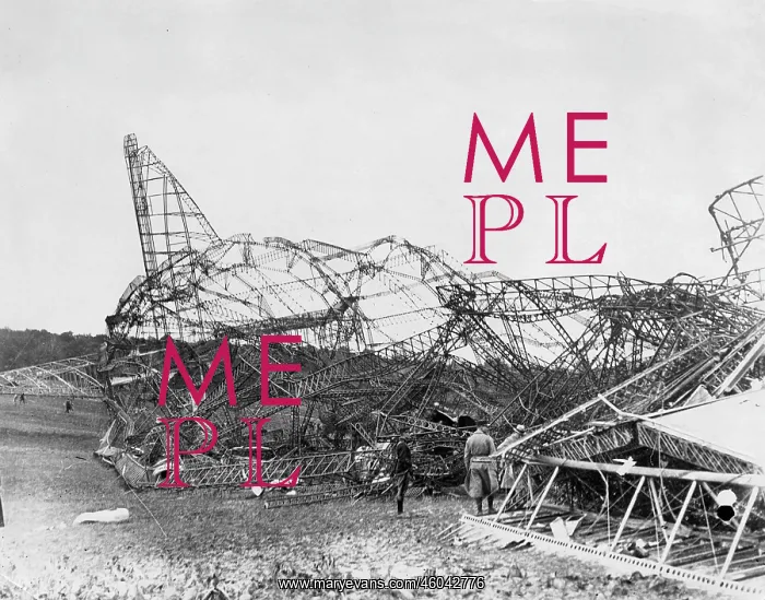 : Wreckage of R101 airship : Wreckage of R101 airship