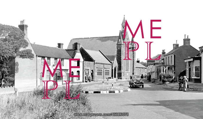  : Wrentham, Roundabout c1950