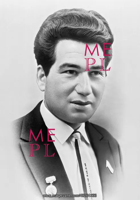 : Writer Chingiz Aitmatov, 1968 : Writer Chingiz Aitmatov, 1968