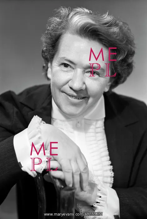 : Writer V.Ketlinskaya : Writer V.Ketlinskaya