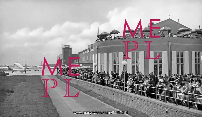 : Wroclaw Airport, 1940 : Wroclaw Airport, 1940