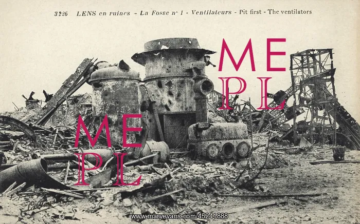 : WW I - Lens in ruins 1918 : WW I - Lens in ruins 1918