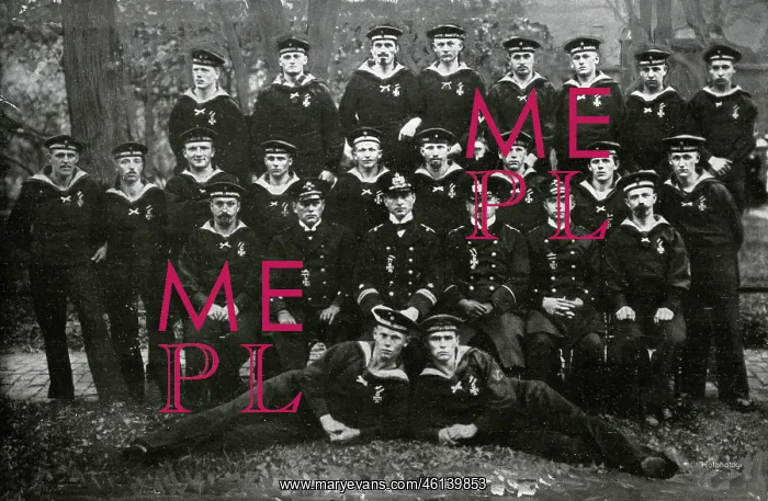 : WW1 - The crew of the German U-9 submarine : WW1 - The crew of the German U-9 submarine