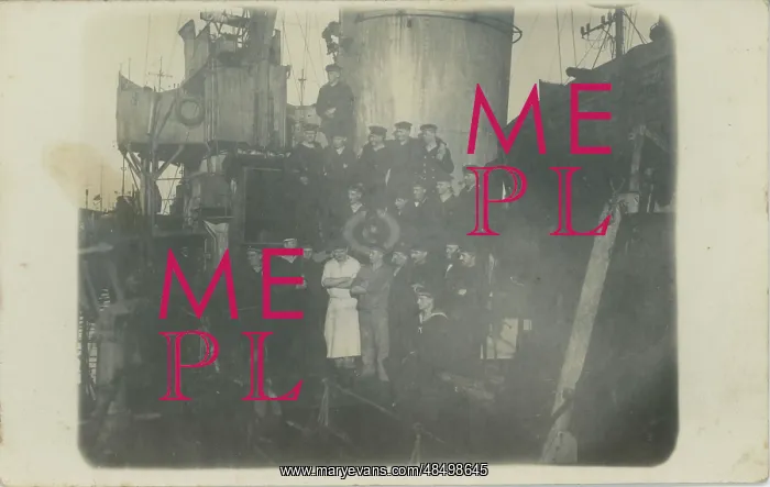 : WW1 German Warship at Dock : WW1 German Warship at Dock