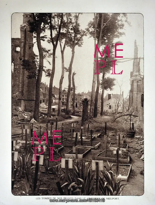 : WW1 - New graves on of fallen soldiers : WW1 - New graves on of fallen soldiers