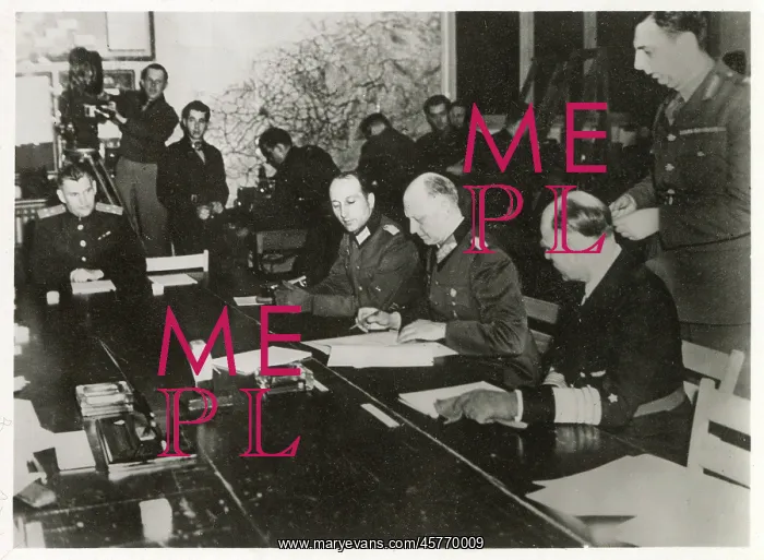 : WW2 - Germany signs unconditional surrender at Rheims : WW2 - Germany signs unconditional surrender at Rheims