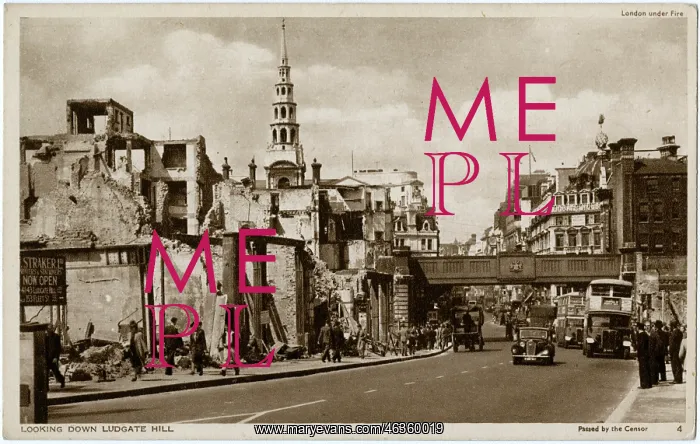 : WW2 - London Under Fire. View down Ludgate Hill : WW2 - London Under Fire. View down Ludgate Hill