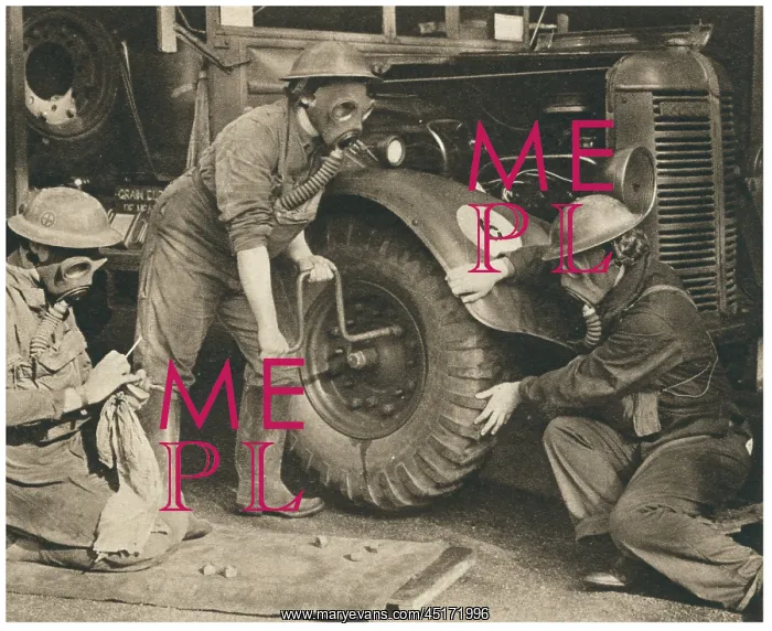 : WW2, Military Vehicle Wheel Change : WW2, Military Vehicle Wheel Change
