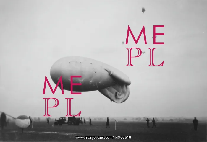 : WW2 - Munich crisis - barrage balloons : WW2 - Munich crisis - barrage balloons