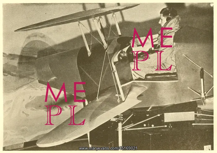  : WW2 - R.A.F. Cadet In A Link Trainer
