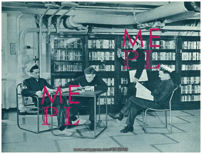 : WW2 Royal Navy Crew Reading : WW2 Royal Navy Crew Reading