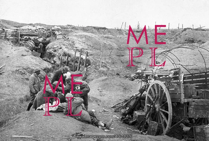  : WWI, American Red Cross in the Trenches