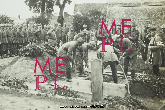 : WWI - Burial of a Soldier 1916 : WWI - Burial of a Soldier 1916