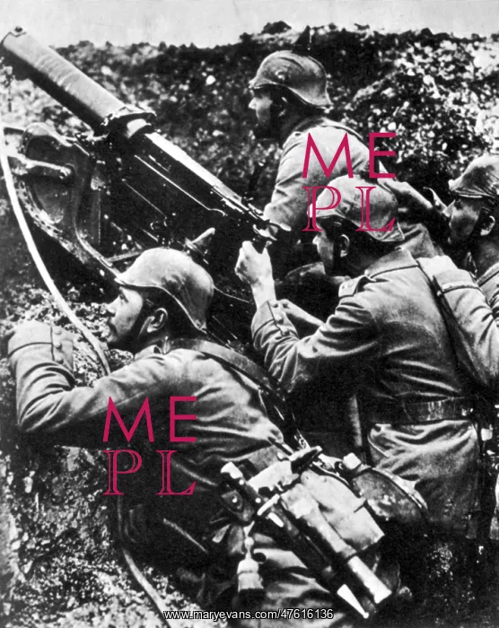 : WWI, German Machine Gun Crew : WWI, German Machine Gun Crew