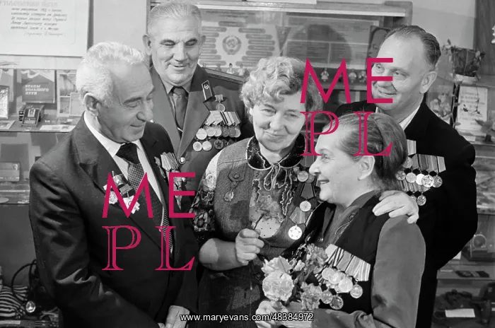 : WWII Veterans meet : WWII Veterans meet