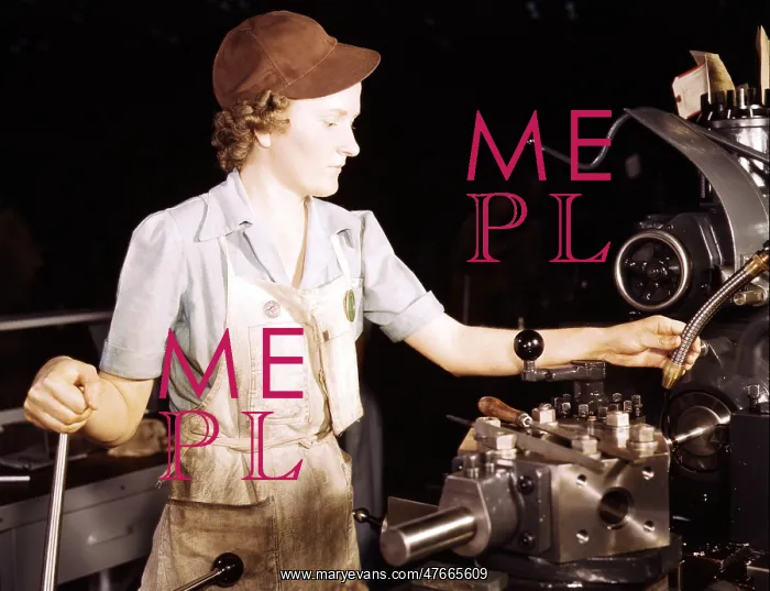 : WWII, Woman Using Lathe Machine, 1942 : WWII, Woman Using Lathe Machine, 1942