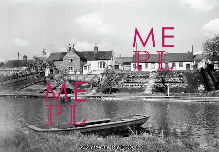  : Wyre Piddle, the Anchor c1965
