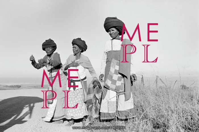 : Xhosa women singing by roadside : Xhosa women singing by roadside