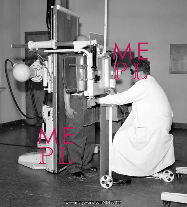 : Xray - Roentgen : Xray - Roentgen
