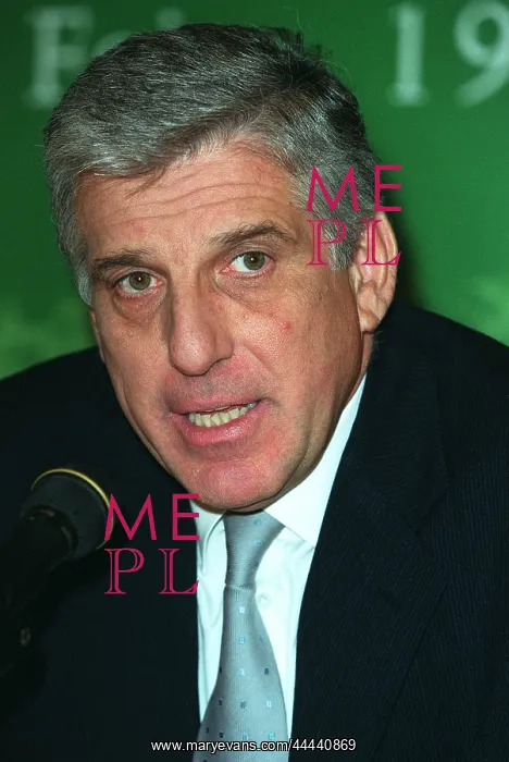 : Yannos Papantoniou : Yannos Papantoniou