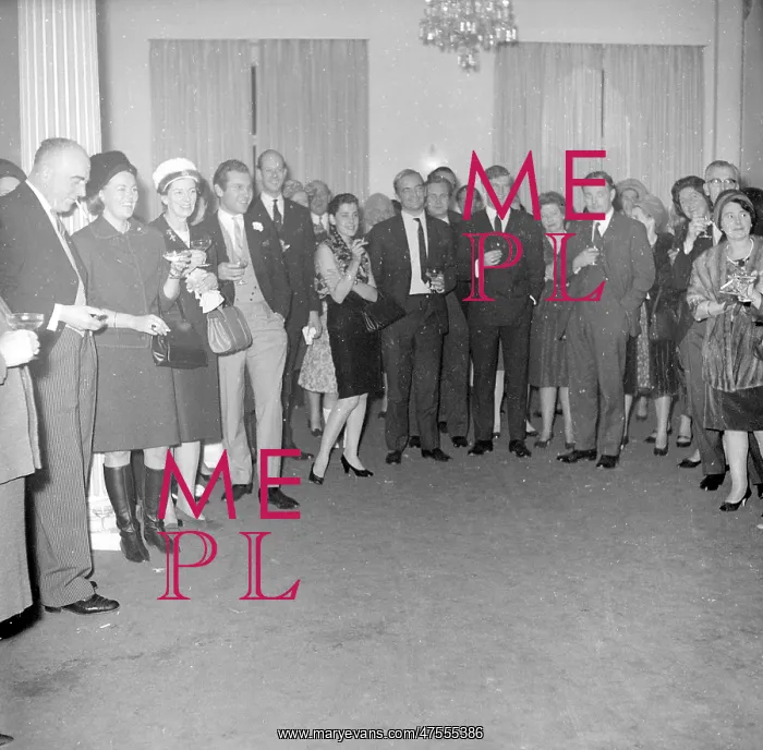  : Yateman Biggs Wedding Group photo