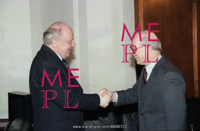 : Yegor Stroyev meets Eugenio Bregolat : Yegor Stroyev meets Eugenio Bregolat