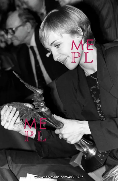 : Yelena Yakovleva, 1990 : Yelena Yakovleva, 1990