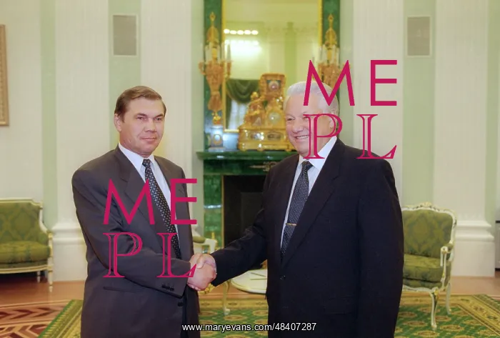 : Yeltsin, Lebed : Yeltsin, Lebed