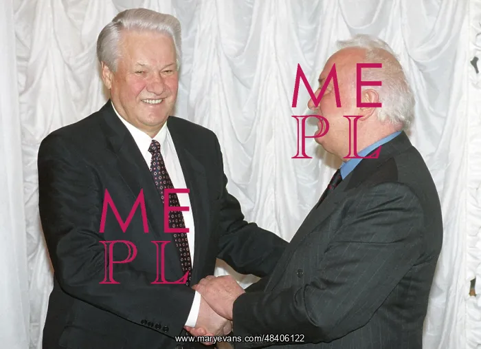: Yeltsin meets Shevardnadze : Yeltsin meets Shevardnadze