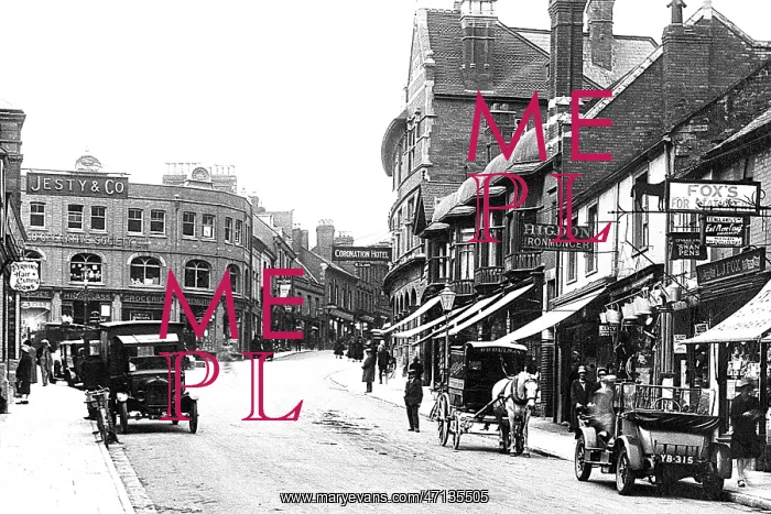  : Yeovil Middle Street probably 1920s