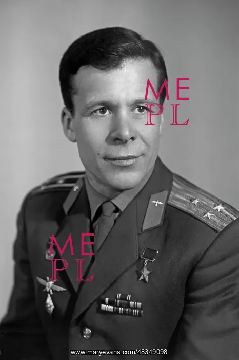 : Yevgeny Khrunov, 1969 : Yevgeny Khrunov, 1969
