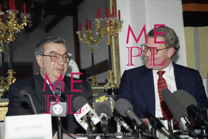 : Yevgeny Primakov visits Denmark : Yevgeny Primakov visits Denmark