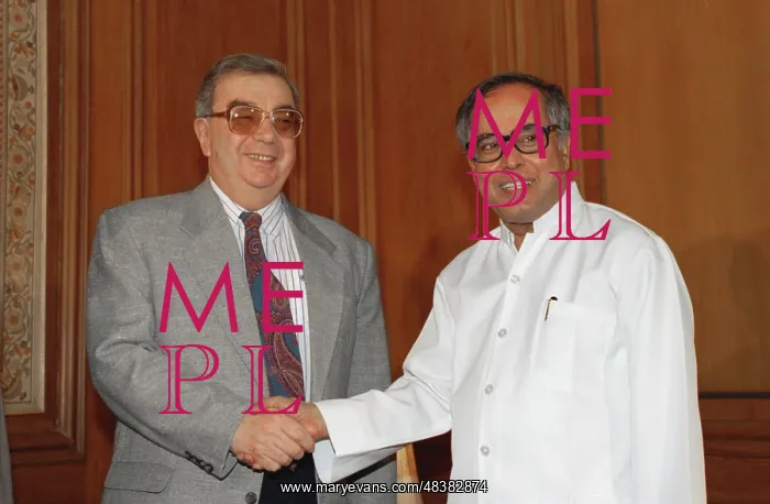 : Yevgeny Primakov visits India : Yevgeny Primakov visits India