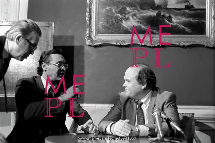 : Yevgeny Velikhov, 1986 : Yevgeny Velikhov, 1986