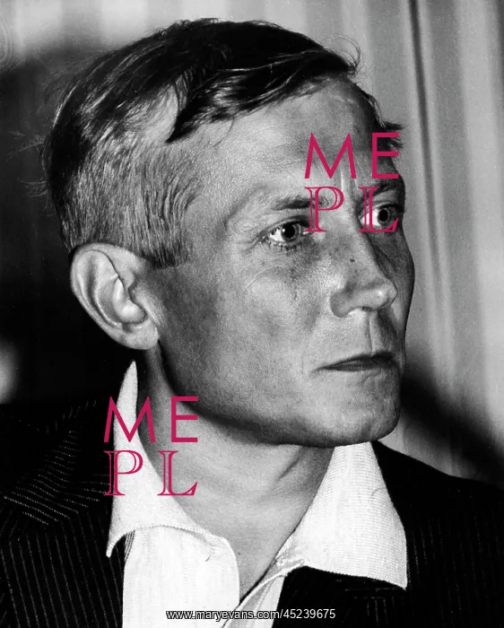 : Yevgeny Yevtushchenko : Yevgeny Yevtushchenko