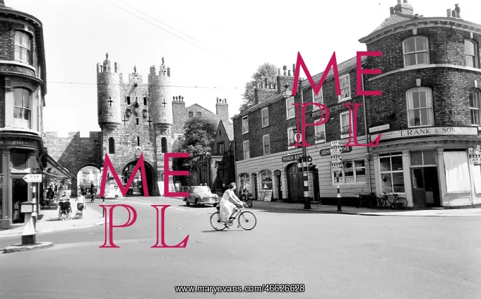  : York, Micklegate Bar c1955