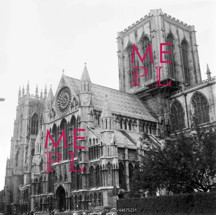: YORK MINSTER, SOUTH SIDE : YORK MINSTER, SOUTH SIDE