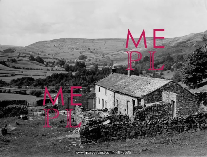 : YORKSHIRE FARMSTEAD : YORKSHIRE FARMSTEAD