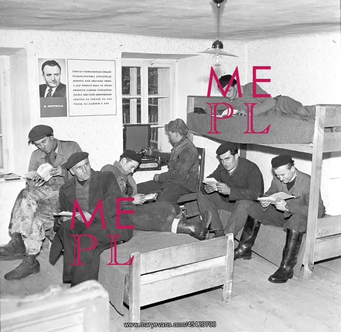 : Young Communists : Young Communists