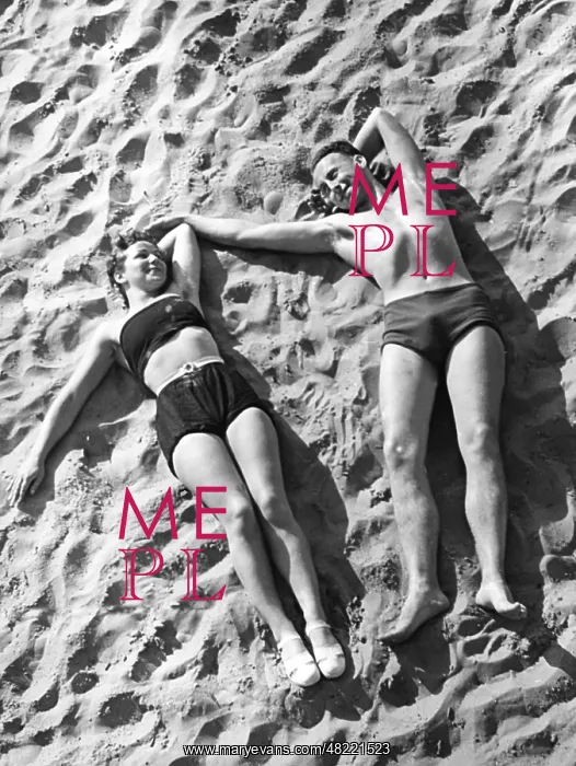 : Young couple sunbathing, 1939 : Young couple sunbathing, 1939