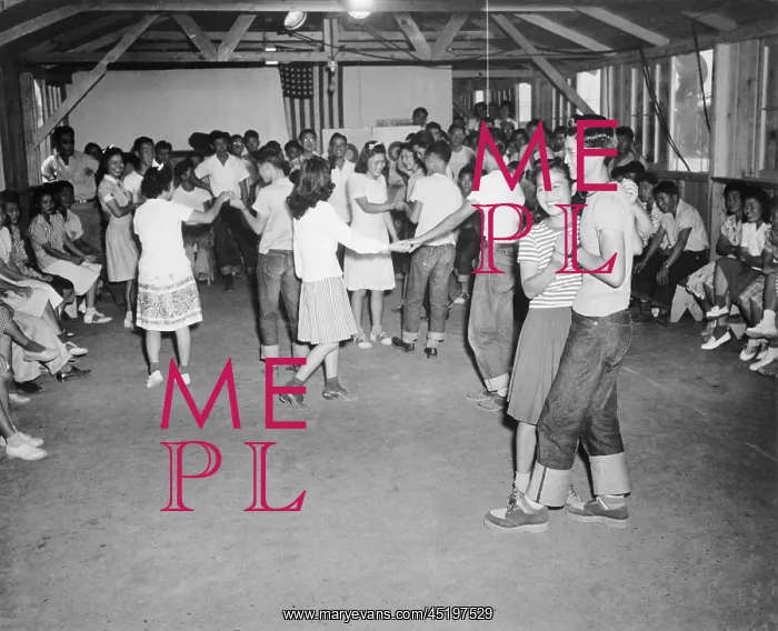 : Young Japanese-Americans dancing at the ? : Young Japanese-Americans dancing at the ?