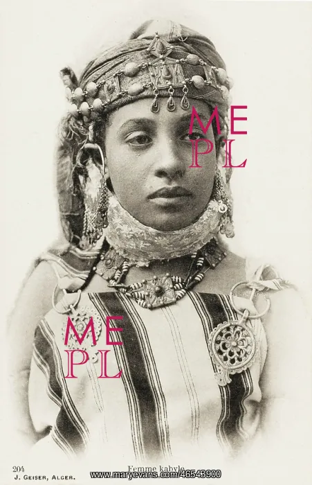 : Young Kabyle Woman : Young Kabyle Woman