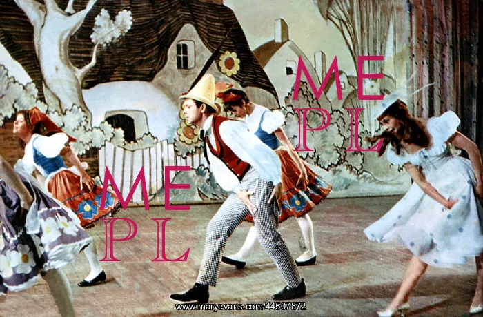 : The Young Ones (1961) : The Young Ones (1961)