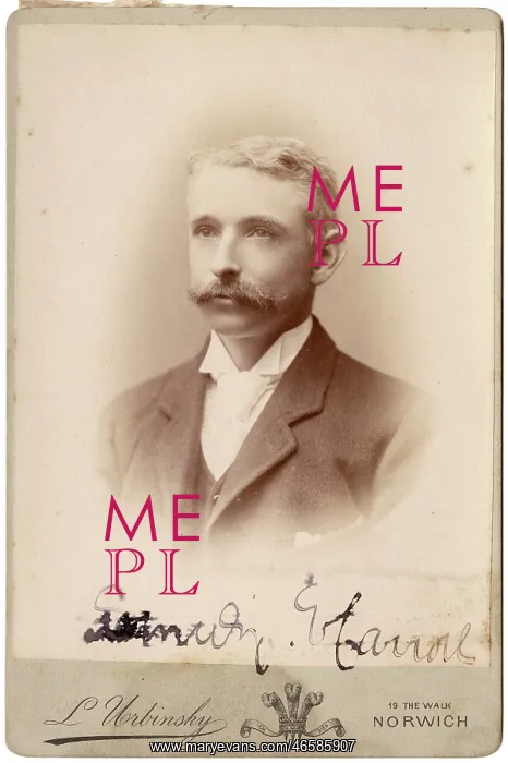 : Young Victorian man in head and shoulders portrait : Young Victorian man in head and shoulders portrait