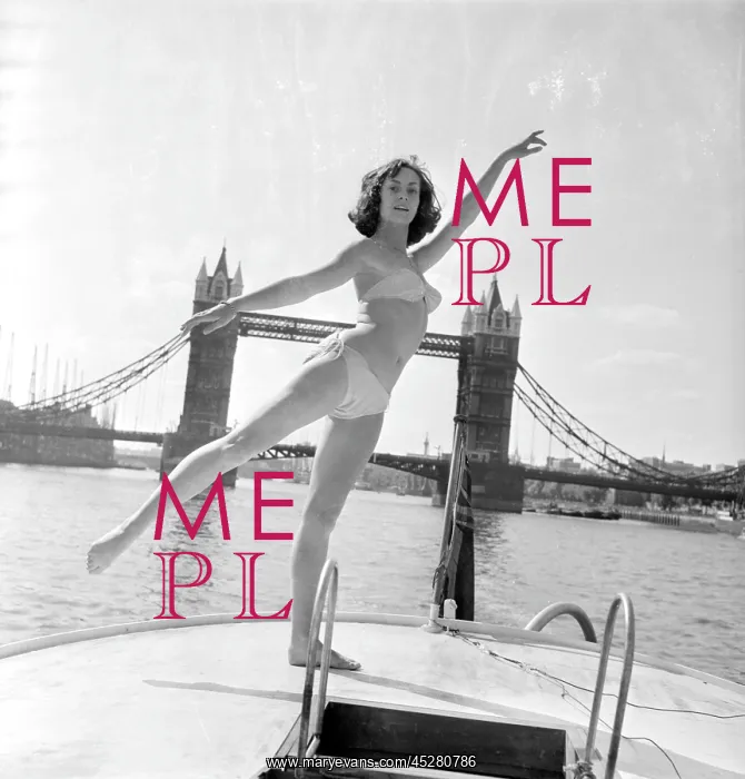 : Young woman modelling on a boat : Young woman modelling on a boat