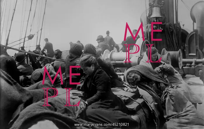 : A young women reading on the steerage deck ? : A young women reading on the steerage deck ?