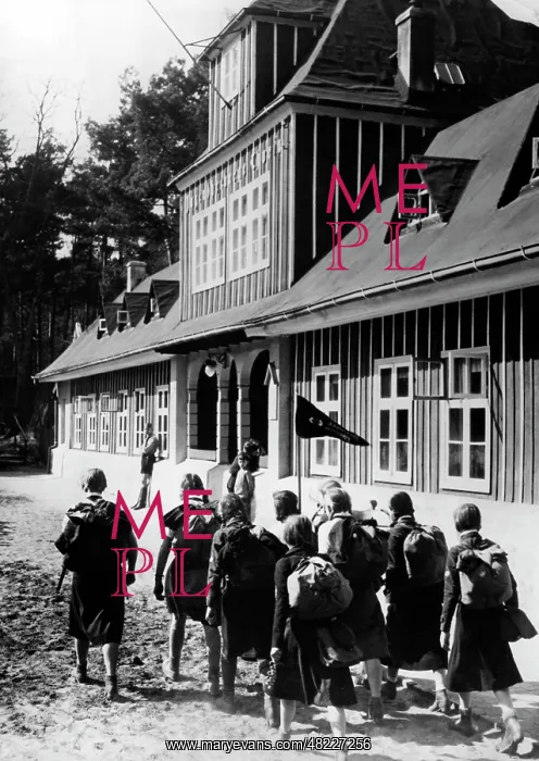 : Youth hostel in Chorin, 1934 : Youth hostel in Chorin, 1934